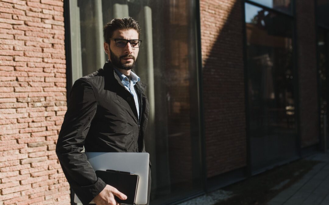 Smart Glasses Are Everywhere Now. Here’s the Etiquette.